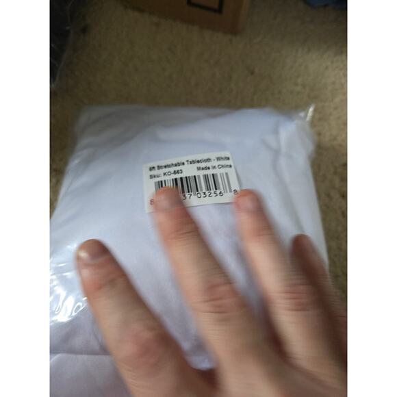6Ft Stretch White Spandex Table Cloth for Standard Folding Tables 3 Pack - Picture 2 of 3